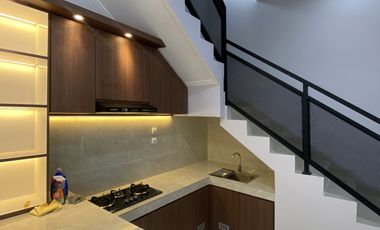 Rumah Mewah Gentan waru purba yang dekat Surakarta