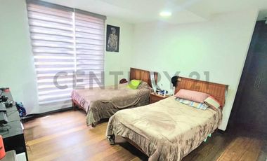 Vendo departamento 3 dormitorios sector Carcelén