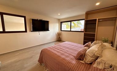 CASA EN VENTA MERIDA, PLAYA CHUBURNA, FRENTE AL MAR, ENTREGA INMEDIATA.
