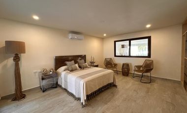 CASA EN VENTA MERIDA, PLAYA CHUBURNA, FRENTE AL MAR, ENTREGA INMEDIATA.