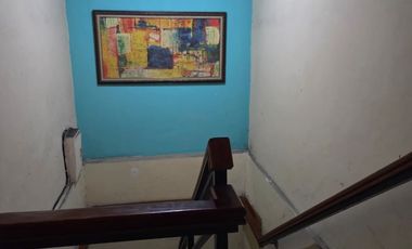 Rumah tengah kota Bentuk Kotak Cocok Untuk kos-kosan, penginapan, dll