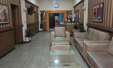 Rumah tengah kota Bentuk Kotak Cocok Untuk kos-kosan, penginapan, dll