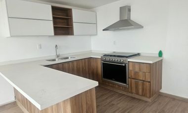 CASA EN VENTA EN CIUDAD MADERAS SUR II