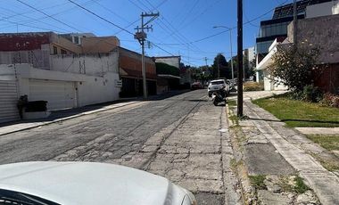 🏡 VENTA DE CASA EN COLONIA LA PAZ – 6 RECÁMARAS CON BAÑO PROPIO C/U