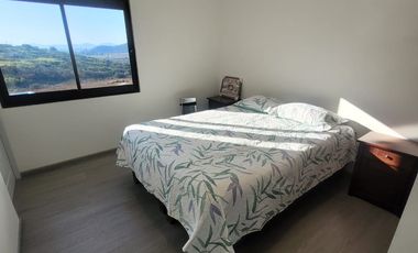 VENDEMOS  CASA EN PARCELA UBICADA EN ZAPALLAR CURICO