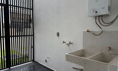 Casa en venta en Casa Fuerte, Tlajomulco de zuñiga