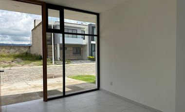 Casa en venta en Casa Fuerte, Tlajomulco de zuñiga