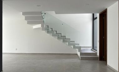 Casa en venta en Casa Fuerte, Tlajomulco de Zuñiga