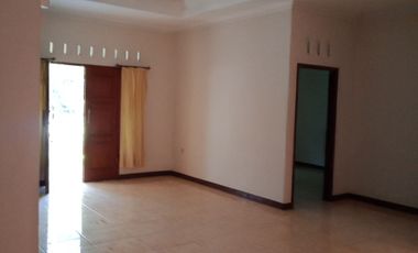 Murah Disewakan Rumah di Turangga blkg Horizon, Siap Huni