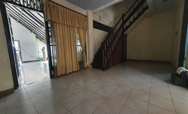 DIJUAL RUMAH BANYUMANIK,  3 MENIT KE PINTU TOL TEMBALANG  SEMARANG