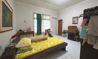 Home Sweet Home Halaman Luas di Jl Kenanga Megapolitan Cinere