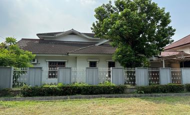Home Sweet Home Halaman Luas di Jl Kenanga Megapolitan Cinere