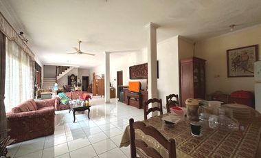 Home Sweet Home Halaman Luas di Jl Kenanga Megapolitan Cinere