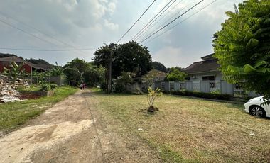 Home Sweet Home Halaman Luas di Jl Kenanga Megapolitan Cinere
