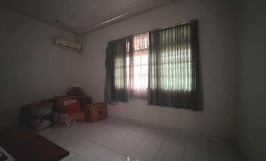 Home Sweet Home Halaman Luas di Jl Kenanga Megapolitan Cinere