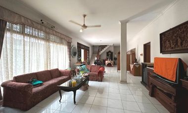 Home Sweet Home Halaman Luas di Jl Kenanga Megapolitan Cinere