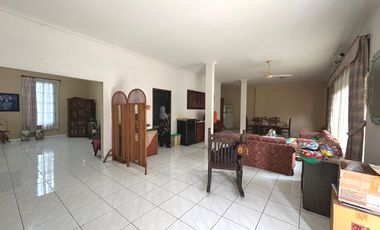 Home Sweet Home Halaman Luas di Jl Kenanga Megapolitan Cinere