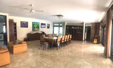 Rumah 1 Lantai Halaman Luas di Jl Garuda Komp Megapolitan Cinere