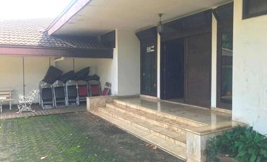 Rumah 1 Lantai Halaman Luas di Jl Garuda Komp Megapolitan Cinere