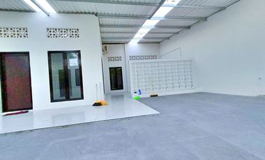 Rumah Luas Bagus Siap Huni utk Kantor, R. usaha atau Rumah Tinggal
