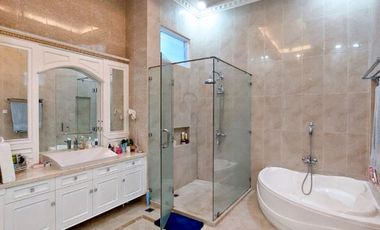 Villa Mewah Fully Furnished View Pegunungan Akses Lebar Di Cipanas