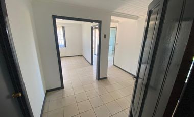 ACOGEDORA CASA EN ESQUINA A PASOS DE PLAYA CHICA CARTAGENA