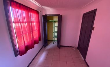 ACOGEDORA CASA EN ESQUINA A PASOS DE PLAYA CHICA CARTAGENA