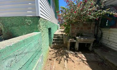 ACOGEDORA CASA EN ESQUINA A PASOS DE PLAYA CHICA CARTAGENA