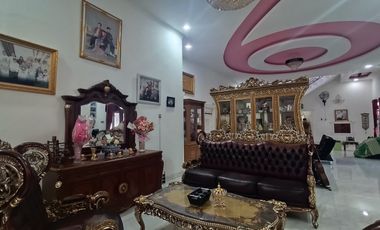 Dijual Rumah Full Furnished Plus Usaha Cafe Jalan KM 7 Palembang