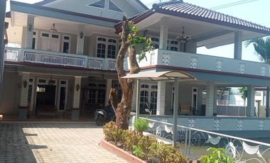Rumah/Villa full furnished di kota Sumedang