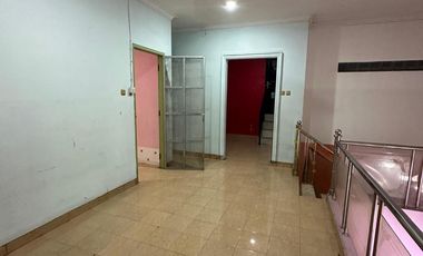 Rumah 2 lantai murah di CONDET JAKARTA TIMUR