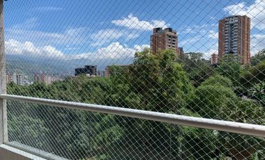 Apartamento en Arriendo Ubicado en Envigado Codigo 690