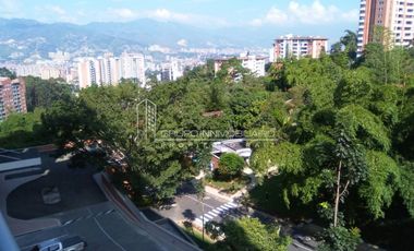 Apartamento en Arriendo Ubicado en Envigado Codigo 690