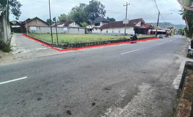 DIJUAL TANAH STRATEGIS PIYUNGAN JOGJA 719 M2 HOOK, SHM READY!