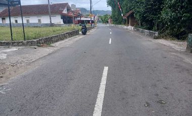 DIJUAL TANAH STRATEGIS PIYUNGAN JOGJA 719 M2 HOOK, SHM READY!