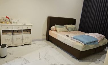 Disewakan Rumah Mewah 4 lantai di Asya jgc cakung harga Nego Full furn