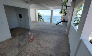 215 C Gardenias Penthouse 4