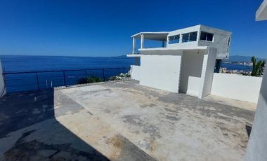 215 C Gardenias Penthouse 4