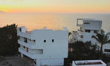 215 C Gardenias Penthouse 4