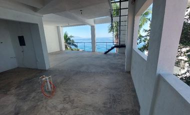 215 C Gardenias Penthouse 4