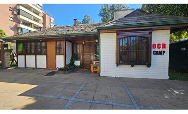 CASA FINES COMERCIALES - METRO MANQUEHUE