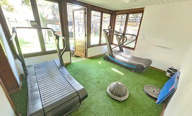 CASA FINES COMERCIALES - METRO MANQUEHUE