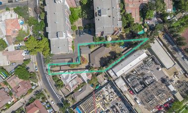 CASA FINES COMERCIALES - METRO MANQUEHUE