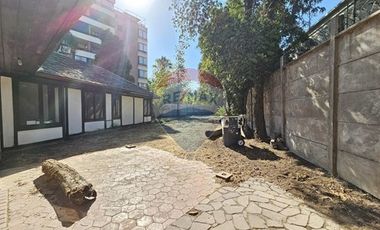 CASA FINES COMERCIALES - METRO MANQUEHUE