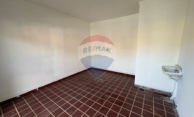 ARRIENDO COMERCIAL - METRO EINSTEIN - RECOLETA