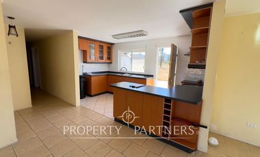 Hermosa casa en arriendo año corrido