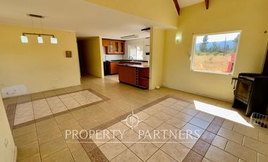 Hermosa casa en arriendo año corrido