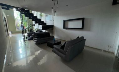 Inmueble ideal para Consultorio, Oficina, Restaurante, Spa o Academia en Renta