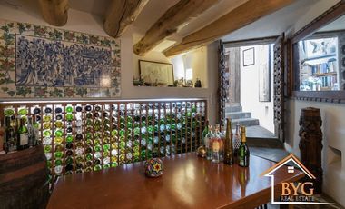 PRIVADA EXCLUSIVA DE 5 CASAS, EN BOSQUES DE LAS LOMAS CON CANCHA DE TENIS