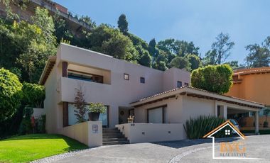 PRIVADA EXCLUSIVA DE 5 CASAS, EN BOSQUES DE LAS LOMAS CON CANCHA DE TENIS